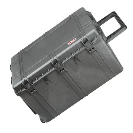 MAX CASE 820